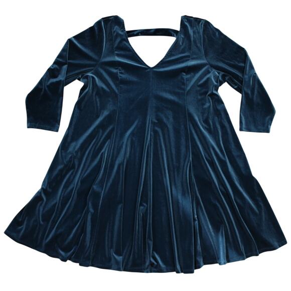 Torrid 3X Teal Velvet Dress V-Neck Cutout Back 3/4 Sleeve - Picture 3 of 10